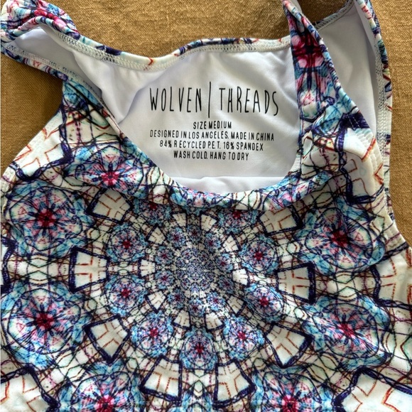 Wolven Threads Set - Picture 2 of 2